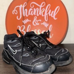Nike air max toddler 9c